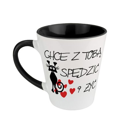Kubek latte z napisem "Chcę z Tobą spędzić 9 żyć".