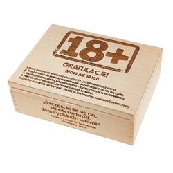 Niezbędnik 18-latka z grawerem życzeń.