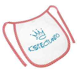 Śliniak z nadrukiem "Księciunio" to wspaniały pomysł na dodatek do prezentu z okazji narodzin, chrzcin lub innej okazji. 2