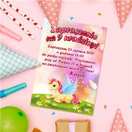 Zaproszenie na urodziny z jednorożcem.
