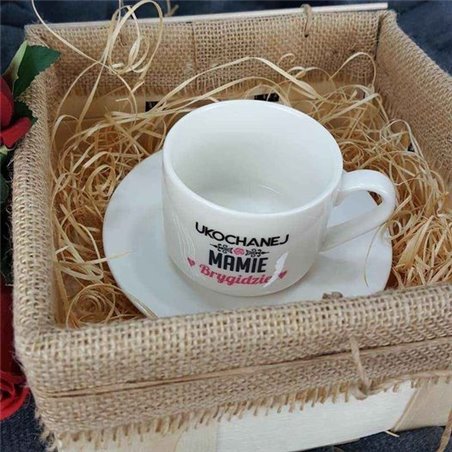 Zestaw z filiżanką dla mamy lub babci - "Ukochanej Mamie Annie" - idealny na dzień matki, babci, personalizacja.