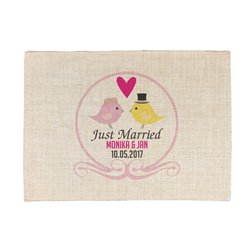 Podkładka lniana (z imitacji lnu) z imionami Młodej Pary i datą ślubu - wersja ptaszki.