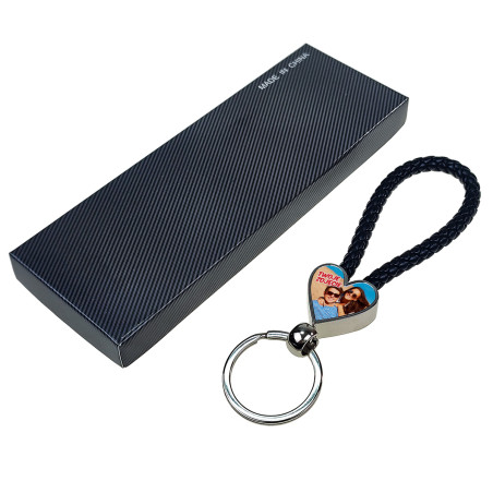 Elegancki brelok serce na pasku dwustronny - idealny na prezent z okazji dnia kobiet.