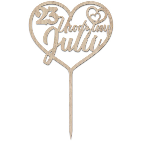 Topper na tort na urodziny -  serce z imieniem solenizanta.