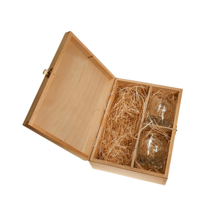 Zestaw skrzynka na whisky z dwoma szklankami z grawerem i etykieta na butelkę w stylu Jack Daniel's.