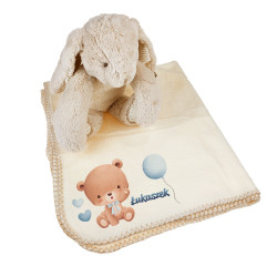 Królik trzymający koc między łapkami z imieniem dziecka-...