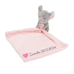 Słonik trzymający kocyk w łapkach dla dziecka- z okazji...