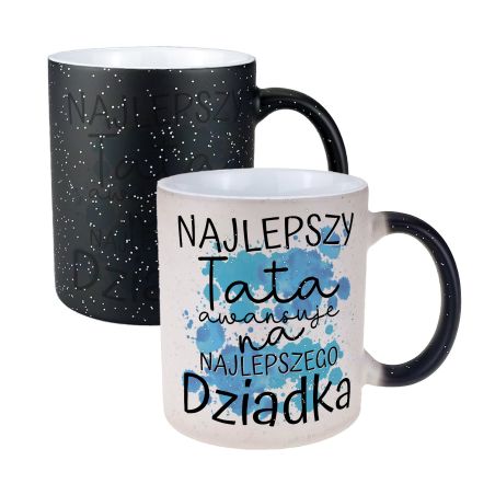 Kubek magiczny z informacją o ciąży "Najlepszy Tata awansuje na Najlepszego Dziadka" - czarny z brokatem.