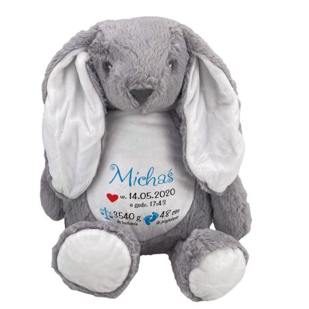 Królik ok. 34 cm z wyciąganym brzuszkiem oraz z nadrukiem "Metryczka"- niebieski.