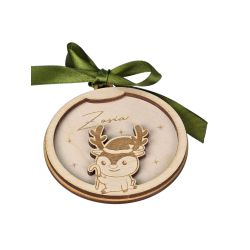 Drewniana bombka personalizowana z reniferem 2