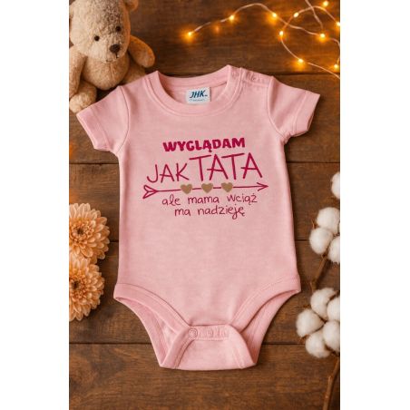 Body niemowlęce „Wyglądam jak tata, ale mama wciąż ma nadzieję”