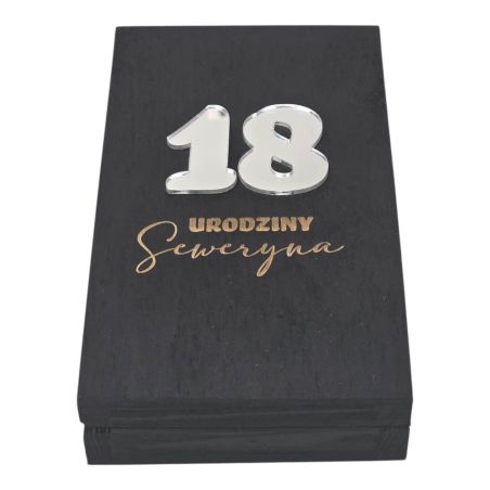Personalizowane drewniane pudełko na pieniądze – prezent na 18 urodziny 🎁✨