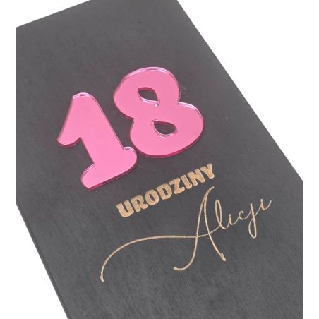 Personalizowane drewniane pudełko na pieniądze – prezent na 18 urodziny 🎁✨